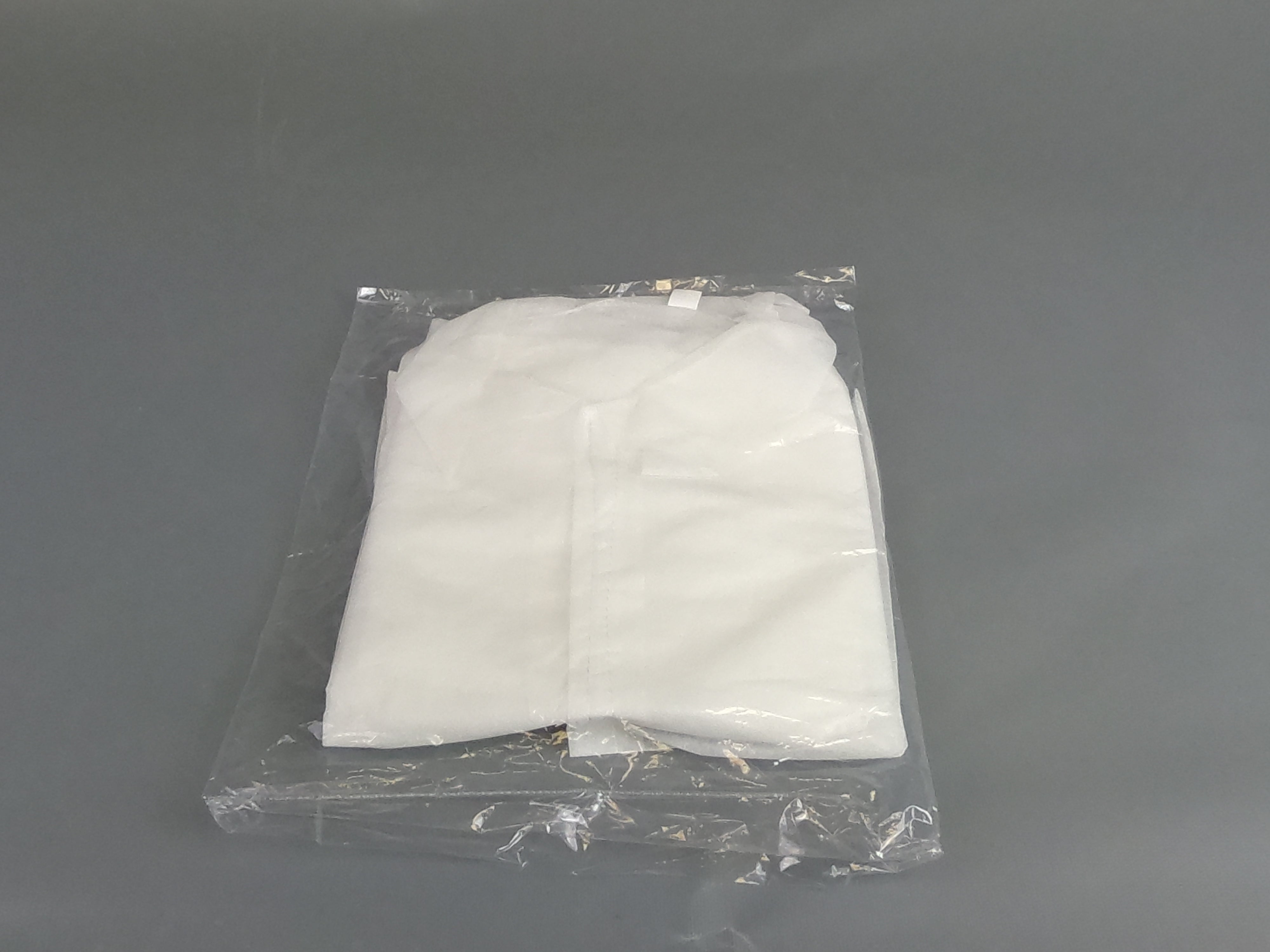 Lab Coats, White, w/ Velcro Buttons   Case of 100pcs
